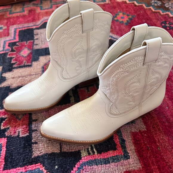 ba&sh LColt Western Booties Cream Size: 38 - Picture 5 of 7